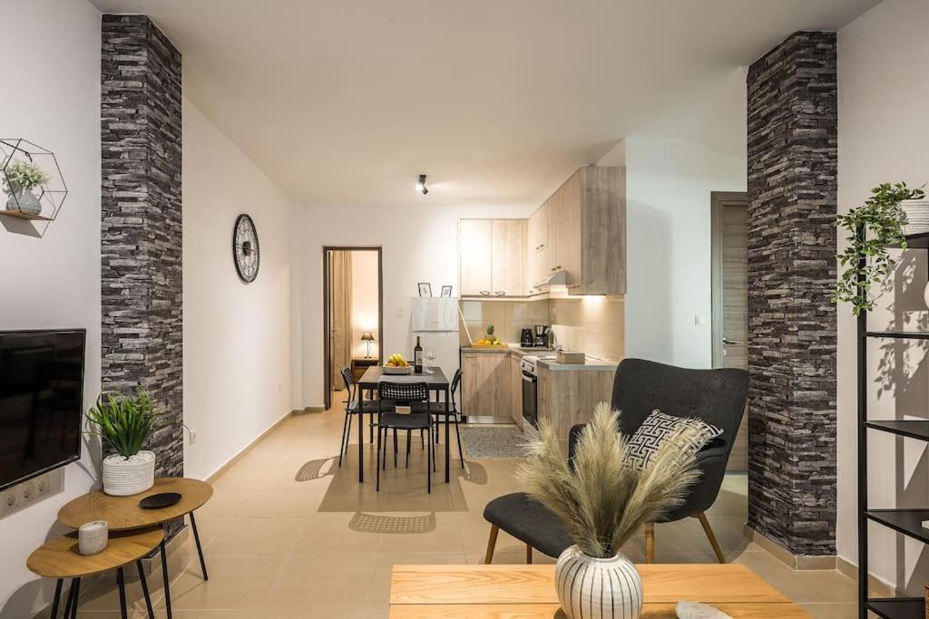 Sofman City Center Apartment A Iraklio Eksteriør billede